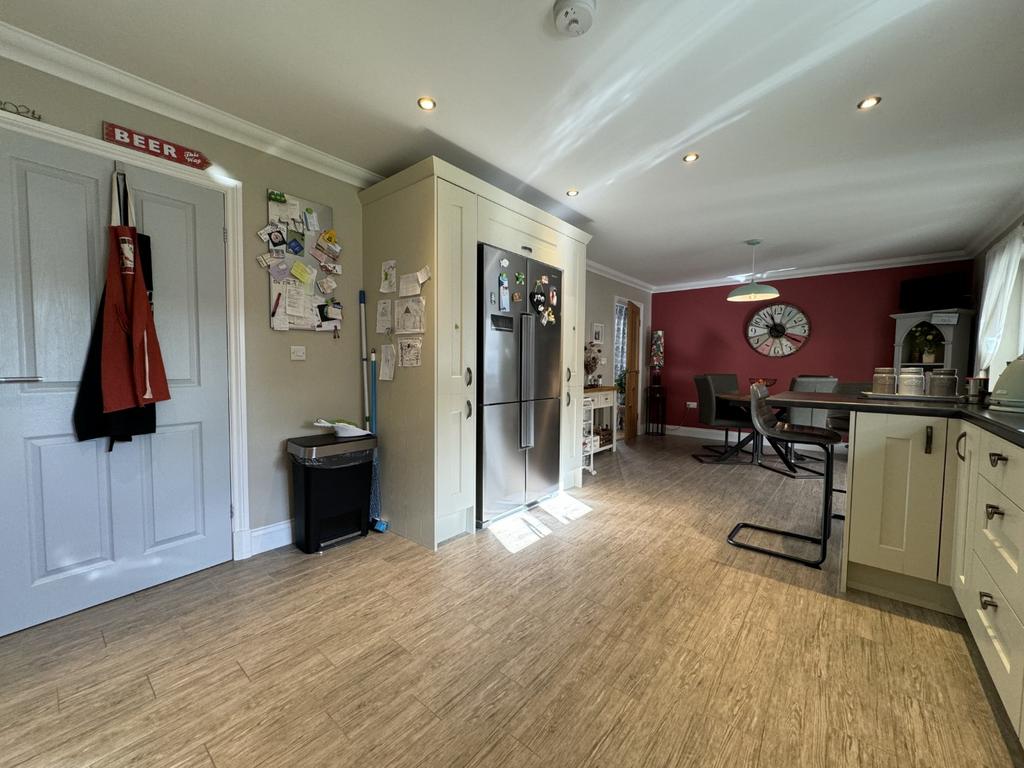 Open Plan Kitchen and Dining Room