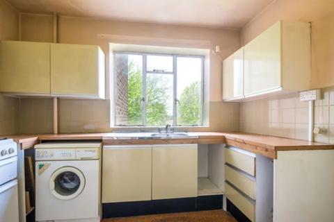 3 bedroom apartment for sale, Flat 237 Ruskin Park House, Champion Hill, Camberwell, London, SE5 8TG