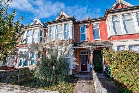 3 bedroom maisonette for sale, Southchurch Avenue, Southend-on-Sea, Essex, SS1