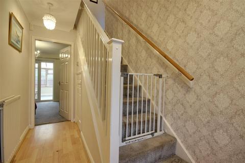 9 Aspen Walk, Welton, Brough, HU15 1TB