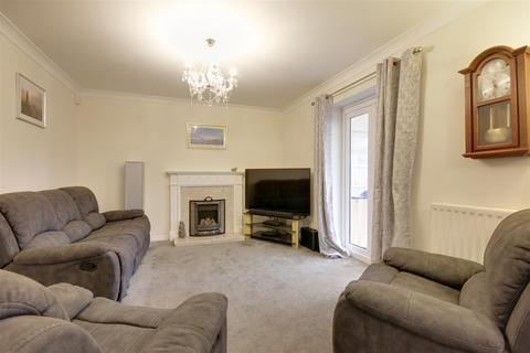 9 Aspen Walk, Welton, Brough, HU15 1TB