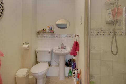 9 Aspen Walk, Welton, Brough, HU15 1TB