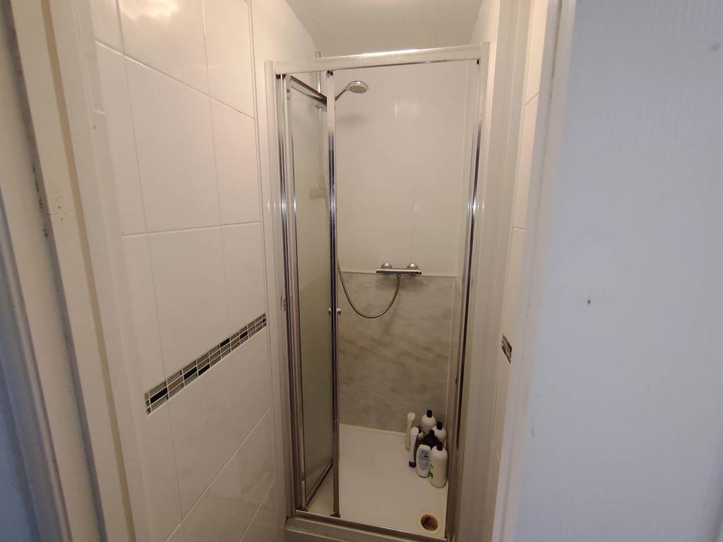 Ground floor shower