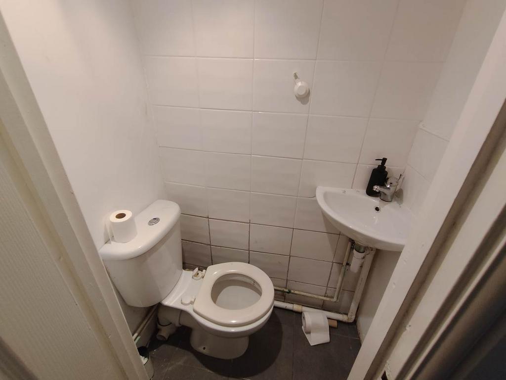 Ground floor WC