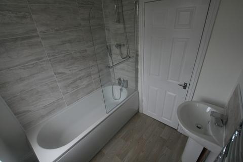 4 bedroom house share to rent, Princes Road, Ellesmere Port, Cheshire. CH65