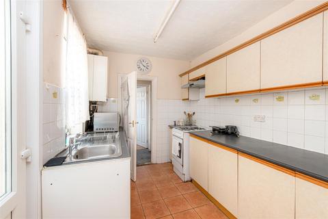 3 bedroom terraced house for sale, Desborough Avenue, High Wycombe HP11