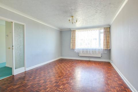 2 bedroom ground floor flat for sale, Marine Drive, Barton on Sea, New Milton, BH25