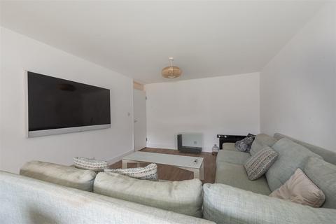 2 bedroom maisonette for sale, Coldharbour Lane, Harpenden