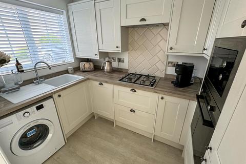 53 Yardley Close, Corby, NN17 2YE