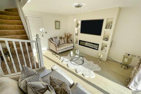 53 Yardley Close, Corby, NN17 2YE