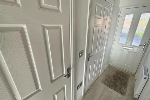 53 Yardley Close, Corby, NN17 2YE