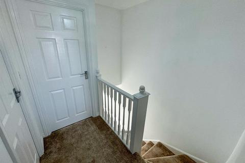 53 Yardley Close, Corby, NN17 2YE