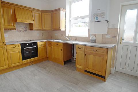 2 bedroom terraced house to rent, Curzon Street, Mossley OL5