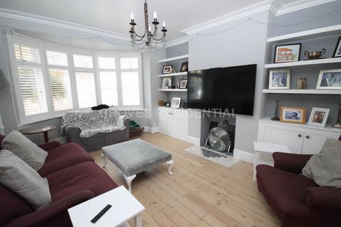 5 bedroom semi-detached house for sale, Orchard Avenue, New Malden