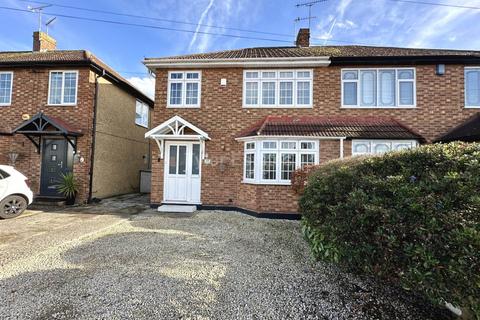 3 bedroom semi-detached house for sale, Tyrrells Road, Billericay CM11