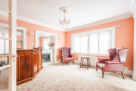 206 Constitution Hill, Norwich, NR3 4HB