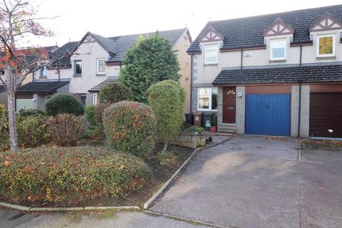 3 bedroom semi-detached house to rent, Thorngrove Avenue, Aberdeen, AB10