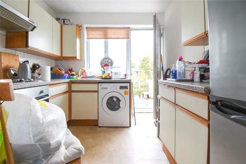 1 bedroom maisonette for sale, Reading Road, Northolt UB5