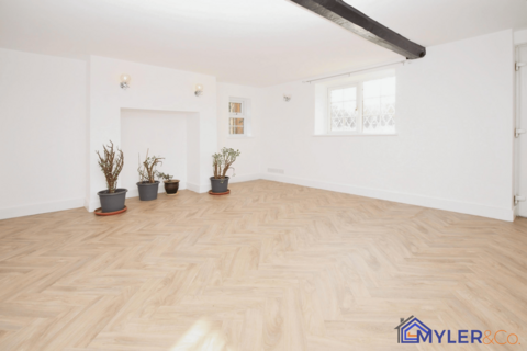 3 bedroom cottage for sale, Lunts Heath Road, Widnes, WA8