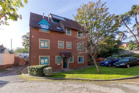 2 Badgers Walk, Bristol, BS4 4LG