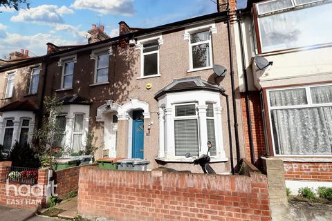 2 bedroom terraced house for sale, Frinton Road, London