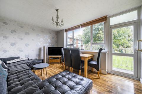 2 bedroom apartment for sale, Wythfield Road, Eltham