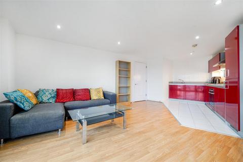 2 bedroom apartment for sale, Reed House, London SW19