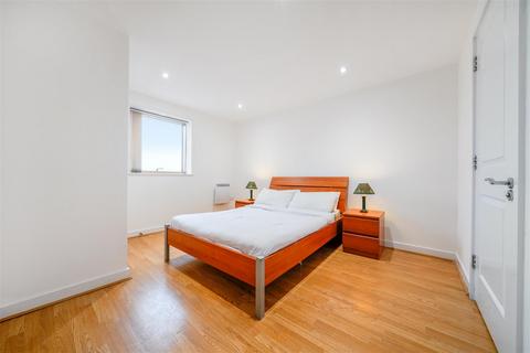 2 bedroom apartment for sale, Reed House, London SW19