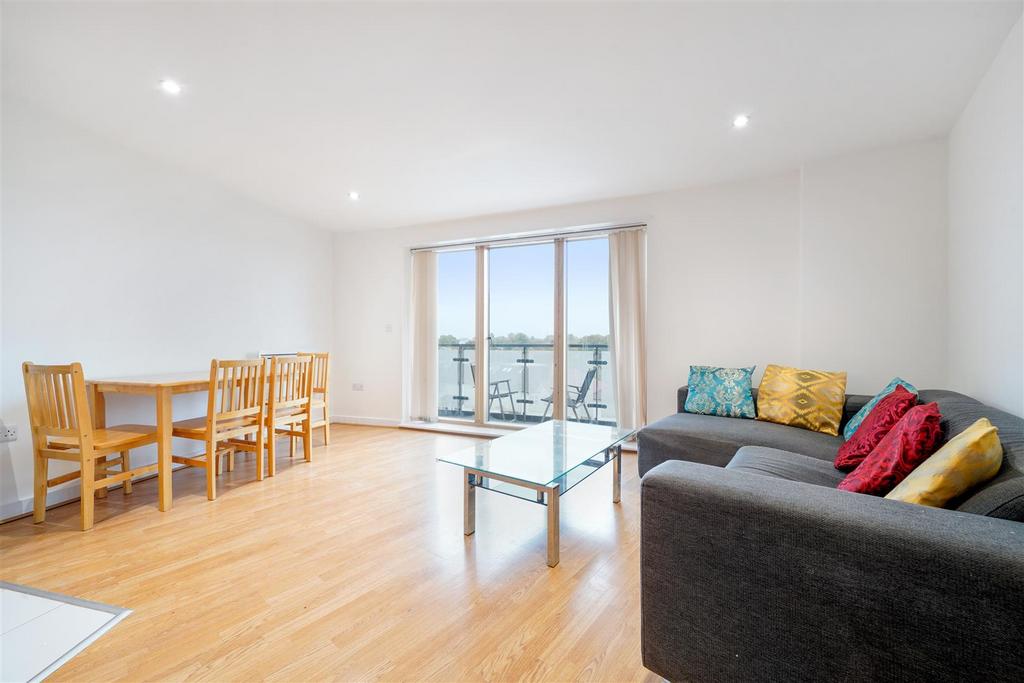 Flat 40, Reed House - ulbl WNigb T8 LZ83hs Z7 K.jpg