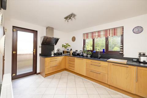 35 Chesters View, Bonnyrigg, EH19 3PU