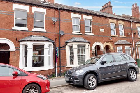 4 bedroom terraced house for sale, Church Street, Milton Keynes