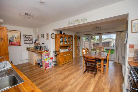 30 Almond Way, Bristol, BS16 5QN