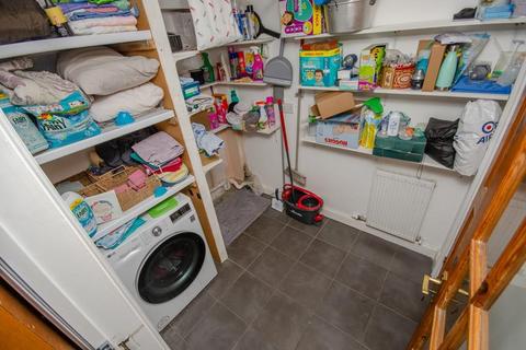 30 Almond Way, Bristol, BS16 5QN
