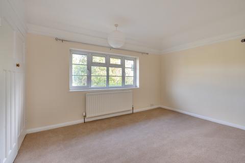 62 First Avenue, Amersham, HP7 9BJ
