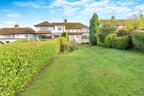 62 First Avenue, Amersham, HP7 9BJ