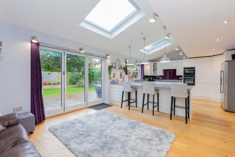 5 bedroom semi-detached house for sale, Broom Hill, Cookham SL6