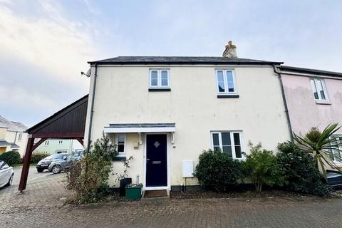 3 bedroom end of terrace house to rent, Lister Way, Totnes