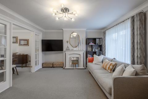 4 bedroom detached house for sale, Montague Way, Billericay, Essex