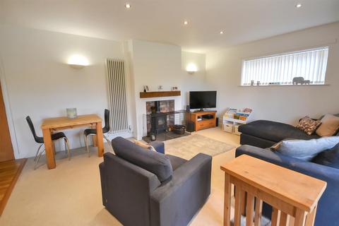 3 bedroom detached bungalow for sale, Bescar Lane, Ollerton, Newark