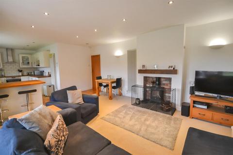 37 Bescar Lane, Ollerton, Newark, NG22 9BS
