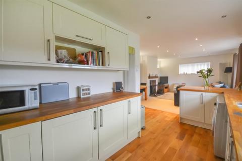 37 Bescar Lane, Ollerton, Newark, NG22 9BS