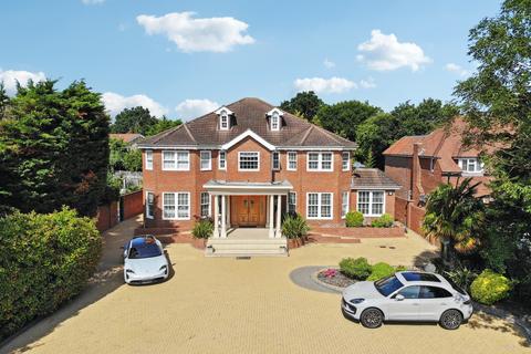 5 bedroom detached house for sale, Harvil Road, Ickenham, UB10