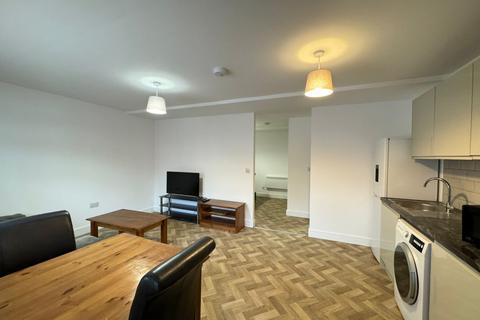 1 bedroom flat to rent, Station Road, High Wycombe