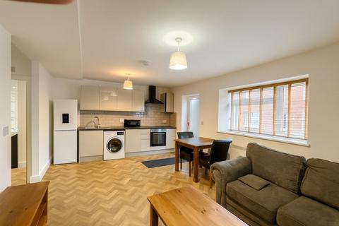 1 bedroom flat to rent, Station Road, High Wycombe