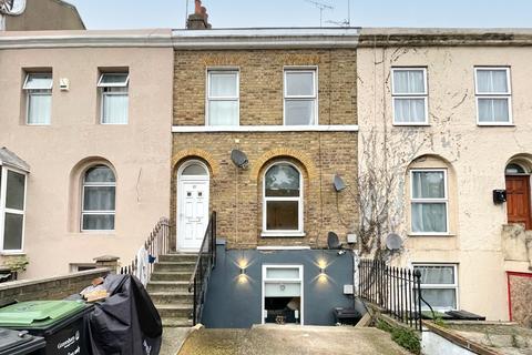 1 bedroom apartment for sale, Milton Road, Gravesend, DA12