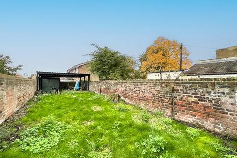 57a Milton Road, Gravesend, DA12 2PJ