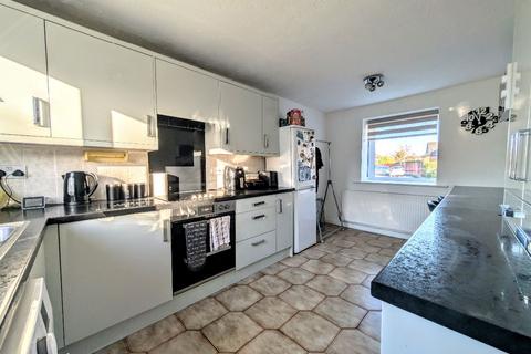 3 bedroom semi-detached house for sale, Weavers Green, Bolton