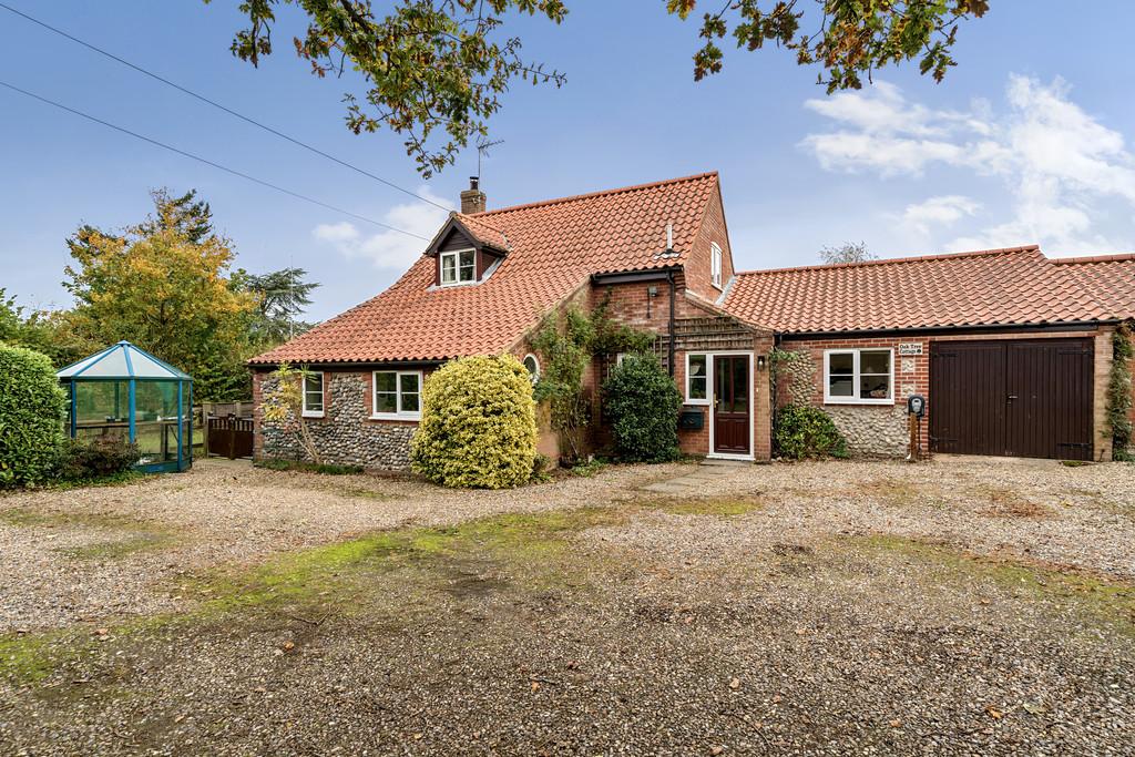 Cherrytree Road, Plumstead, Norfolk 3 bed cottage for sale £460,000