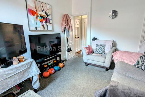 2 bedroom terraced house for sale, St Andrews Street, Lincoln