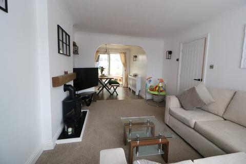 192 Chapel Road, Chapeltown, Sheffield, S35 1QA